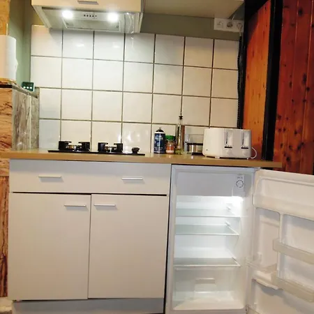 Village Fertile 아파트 샤를루아