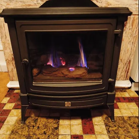 Village Fertile アパート *